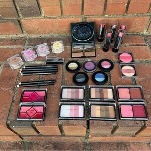 MARKWINS INTERNATIONAL COSMETICS YES ALL!!!